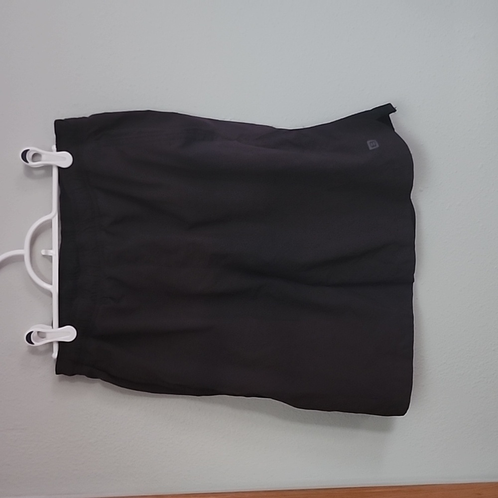 Athletic shorts